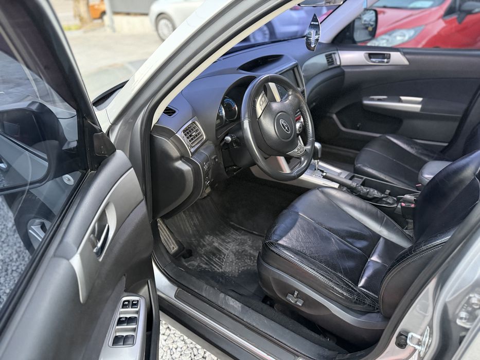 Субару Форестер 2009 рік 2.0 газ бензин автомат повний привід