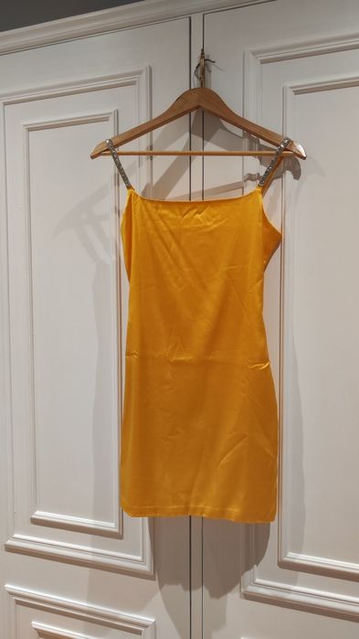 Vestido curto amarelo torrado