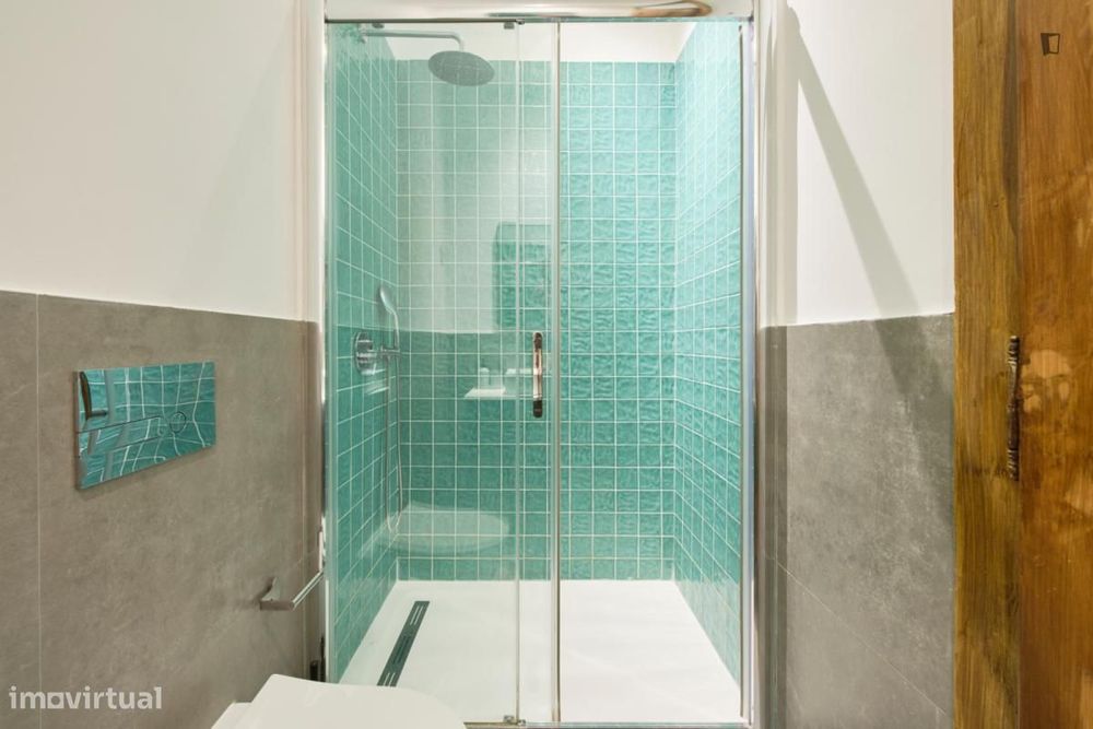 Quarto - localizado em Avenida da Liberdade Lisbon