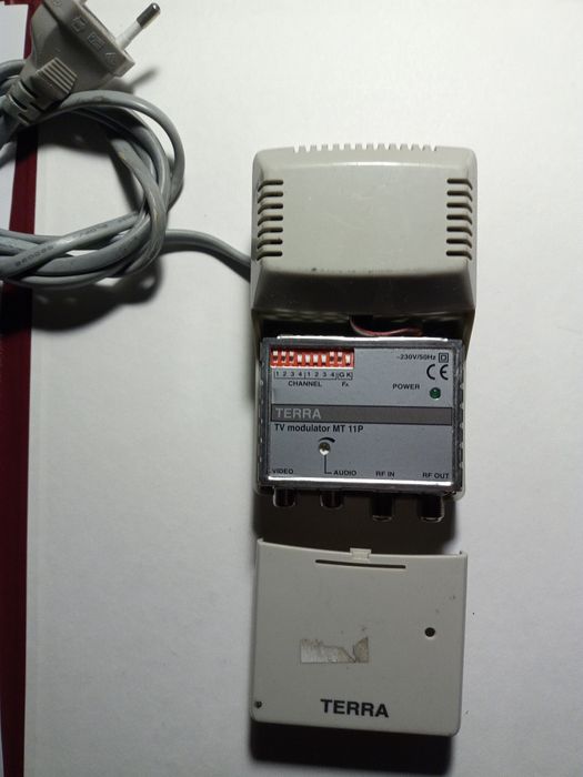 TV modulator MT 11P / Modulator MT-11P Terra kanały 21-69