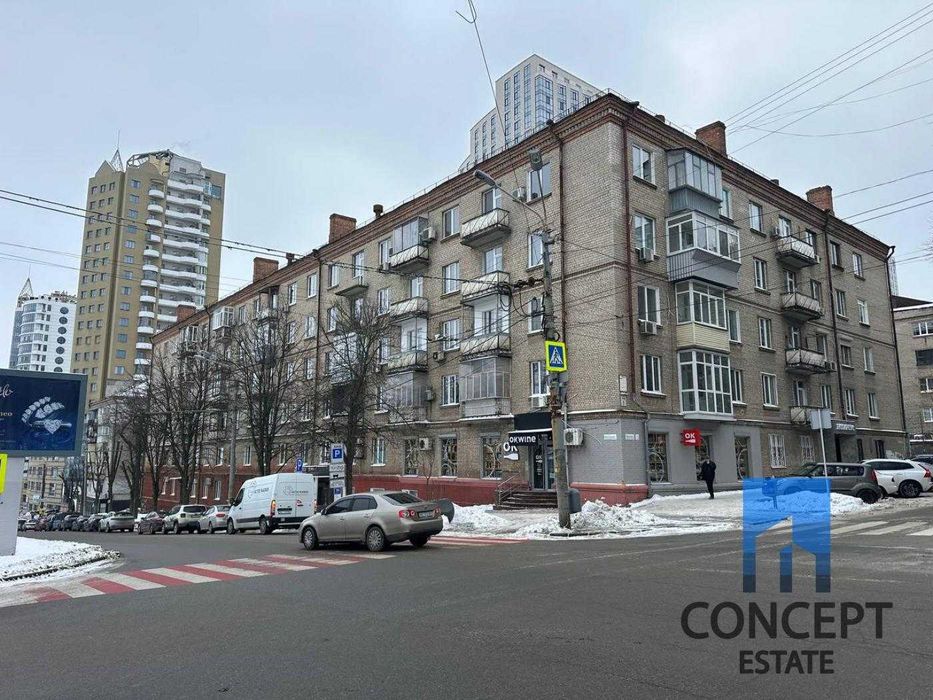 Продам видовую 2к сталинку на ул. Героев Крут. Яворницкого. Нагорка!