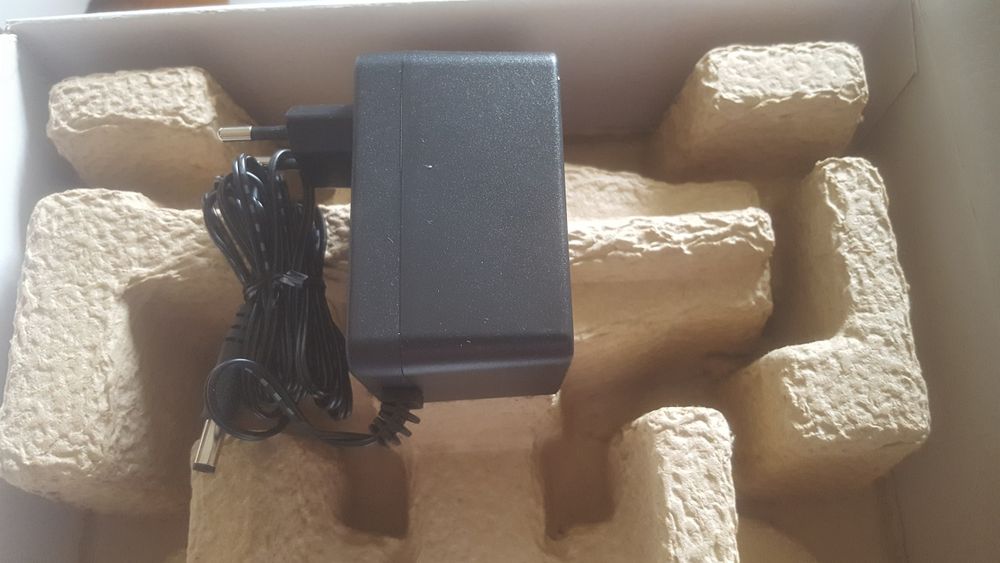 Amplifier and Speaker Set, Brand New in Box64551614146305124