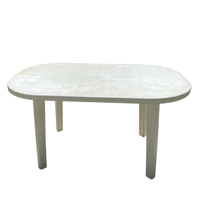 Mesa com cadeiras