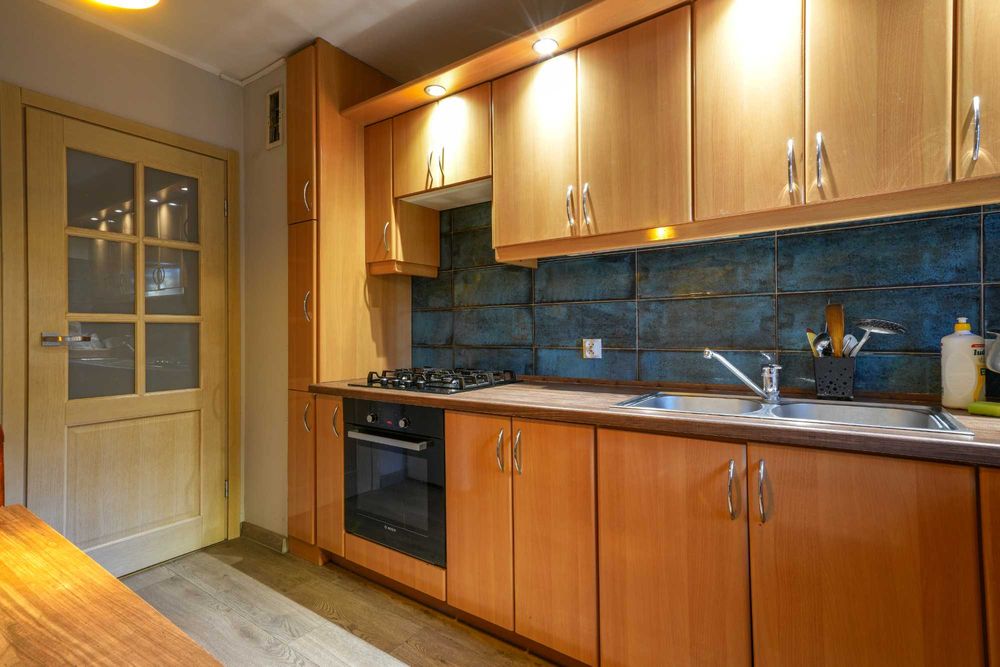 3 pokoje 64,9 m² | 1. piętro | winda | balkon | osobna kuchnia