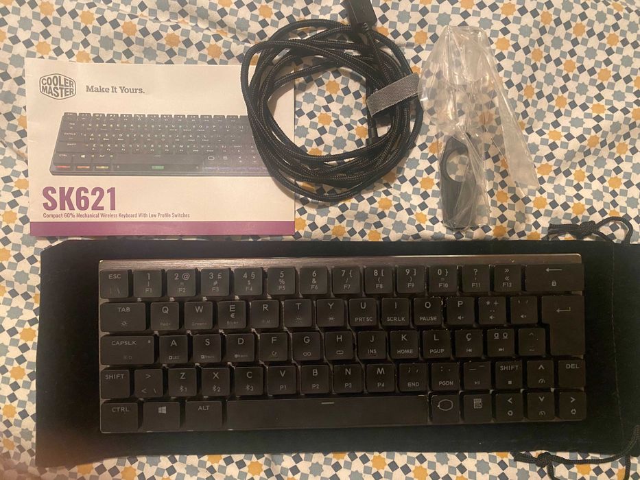 Teclado COOLER MASTER SK621 Cherry Low Red (Português-PT)