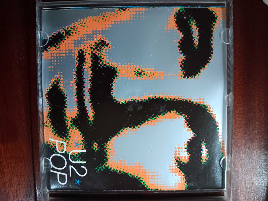 CD  de banda U2  Pop