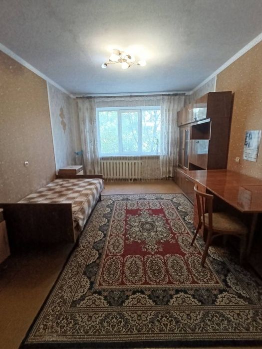 Оренда кімнати для дівчини Тернопільська