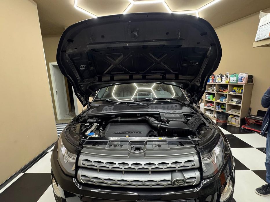 Range rover evoque 2.2 — photo 3