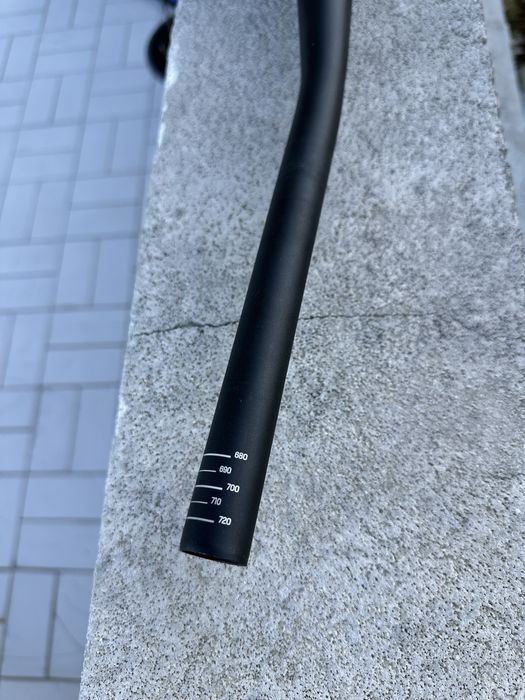 Guiador btt marca syncros fraser 2.0 com avanço