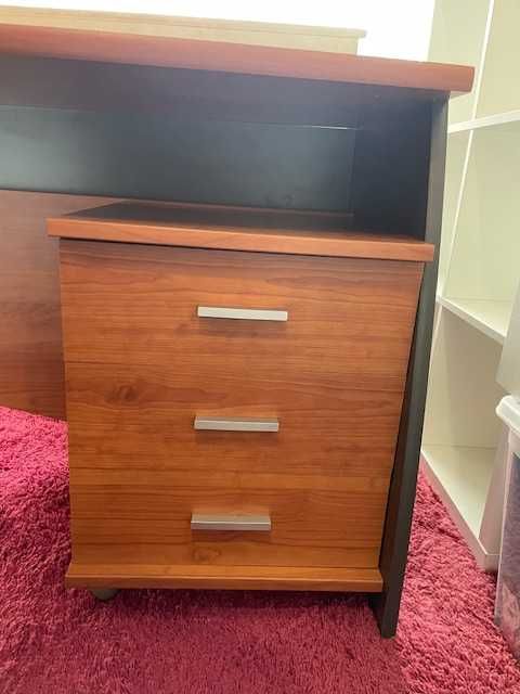 Secretária de escritório