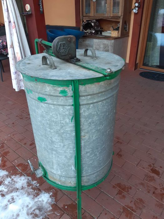 Miodarka wirówka do miodu 3-ramkowa