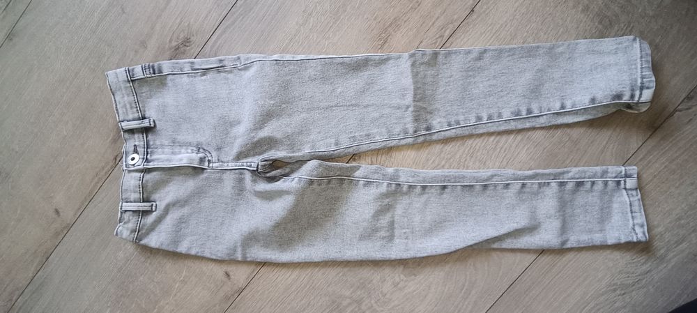 Legginsy Reserved 128