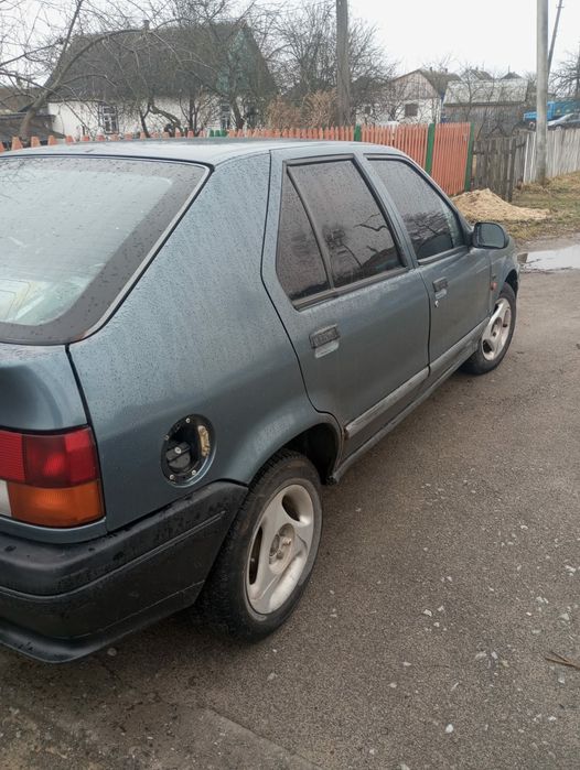Рено 19.   1,7 газ/бензин