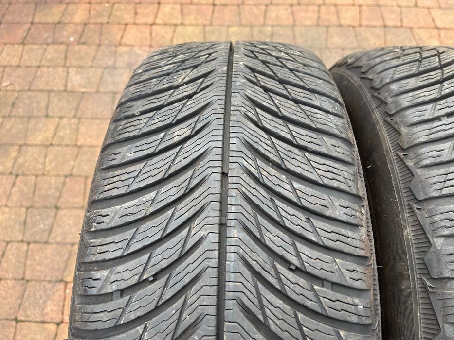 3899. Koła zimowe Mercedes A B CLA 5x112 ET44 205/55/17 24r 6.8/7.2mm