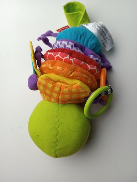 Sensoryczna zawieszka z pozytywką.