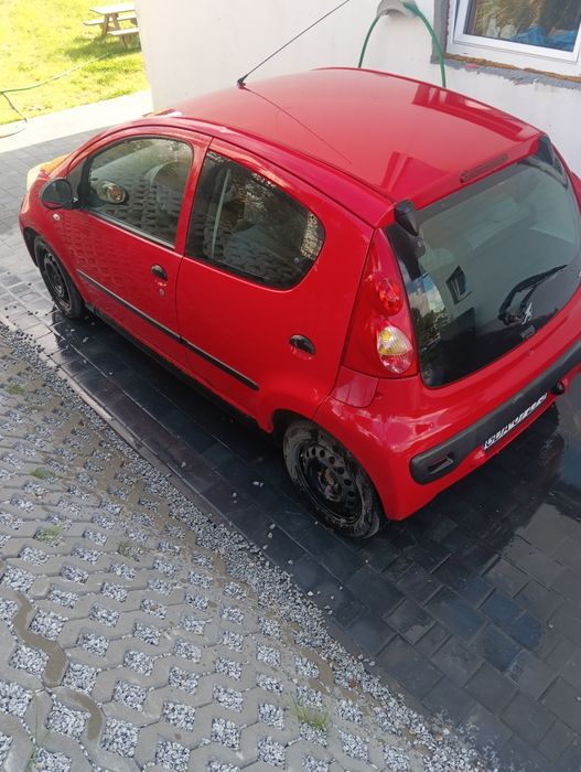 Peugeot 107 2006r