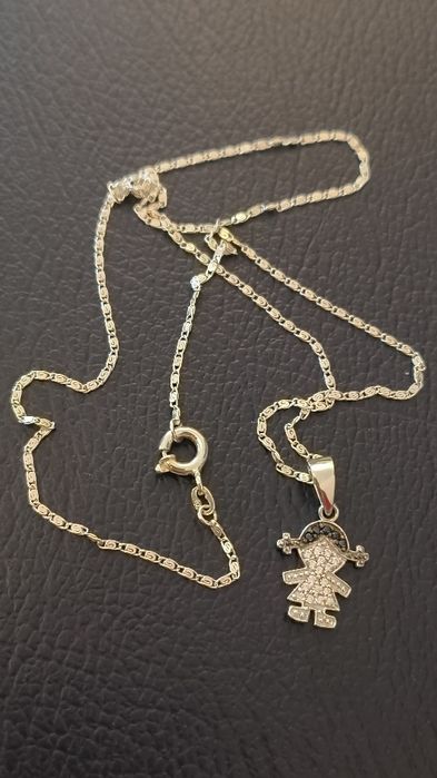 Colar em prata menina