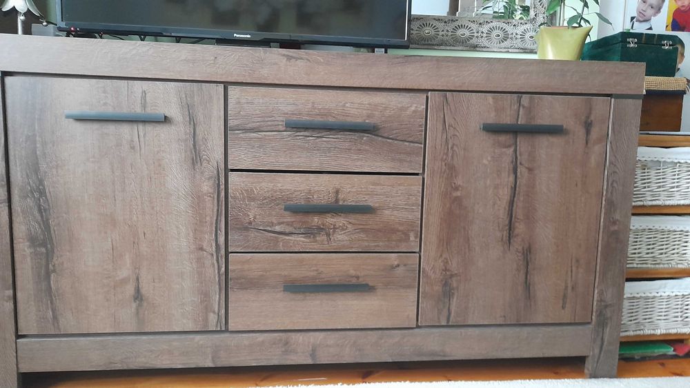 Komoda duża - szer 160  wys. 85 głęb. 45 cm