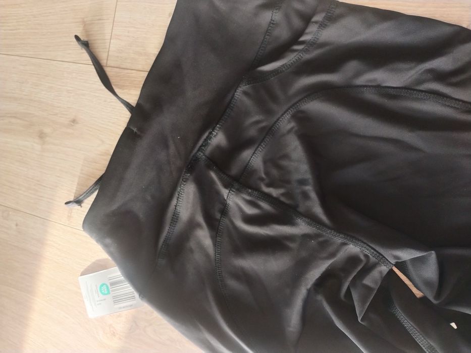 Nowe czarne legginsy do ćwiczeń z kieszonką Crane S/M