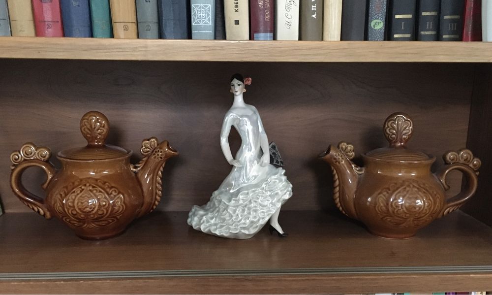 Большая медная чеканка ссср девушка на берегу