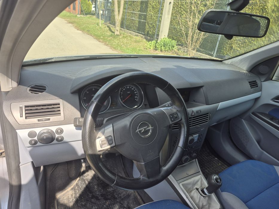 Sprzedam opel astra H