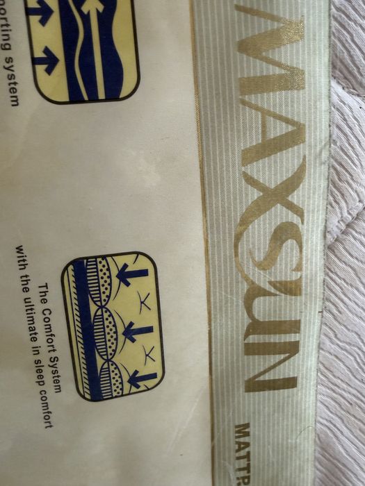 Продам итальянский спальный гарнитур