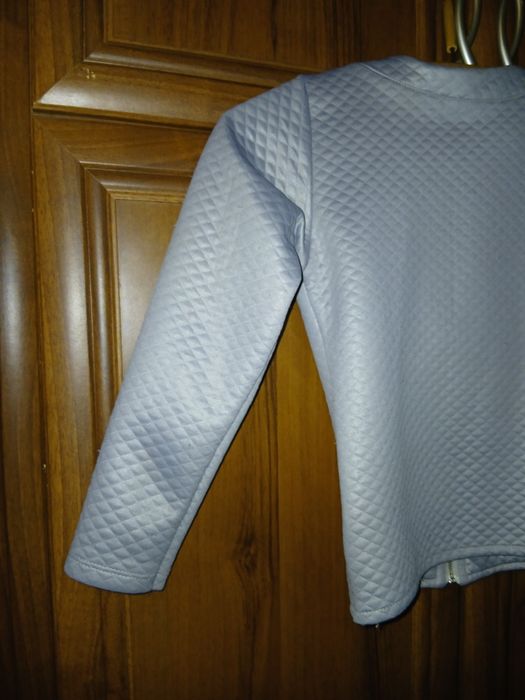 Sweterek zasuwany elegancki