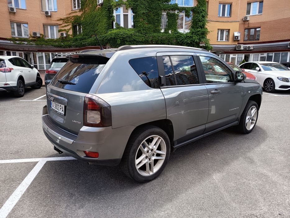 Jeep Compas 2.4 газ/бензин