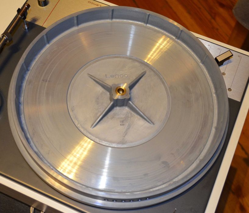 Lenco L 75 Klasyczny gramofon z napędem bezpośrednim
