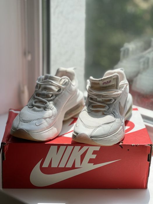 Жіночі кросівки Nike Air Max Verona 'Summit White
