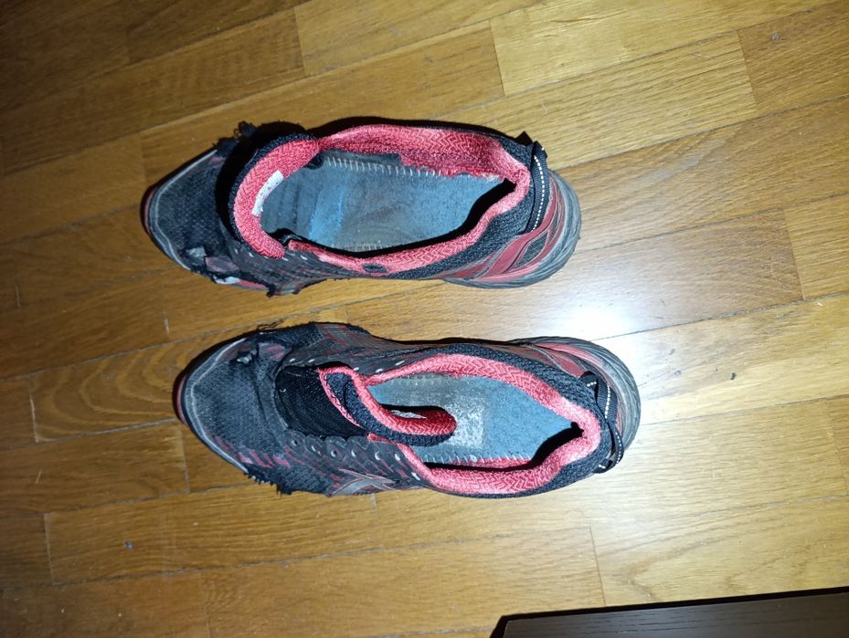 Slippers size 45 — €2.90 per pair or all for €764738223494530123