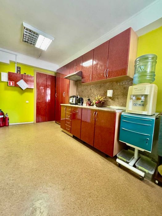 Комерційне приміщення, ФАСАД, р-н Круг, пр-т Перемоги (A11)