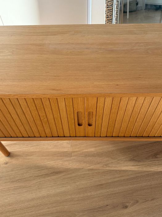 Szafka RTV JYSK - drewniana