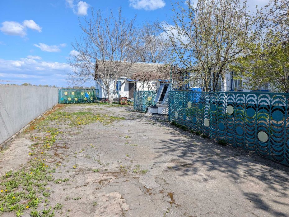 Продається затишний будинок