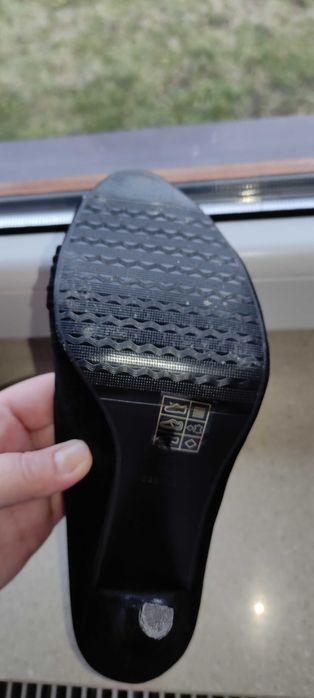 Szpilki czółenka czarne impreza studniówka rozmiar 38