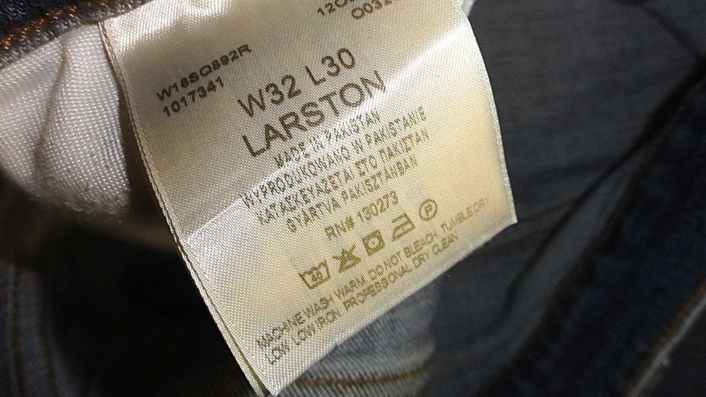 WRANGLER LARSTON - W32 L30 - oryginalne spodnie Jeans