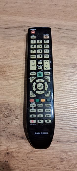 Pilot do telewizora Samsung. Oryginał. Używany.  Made in  Korea