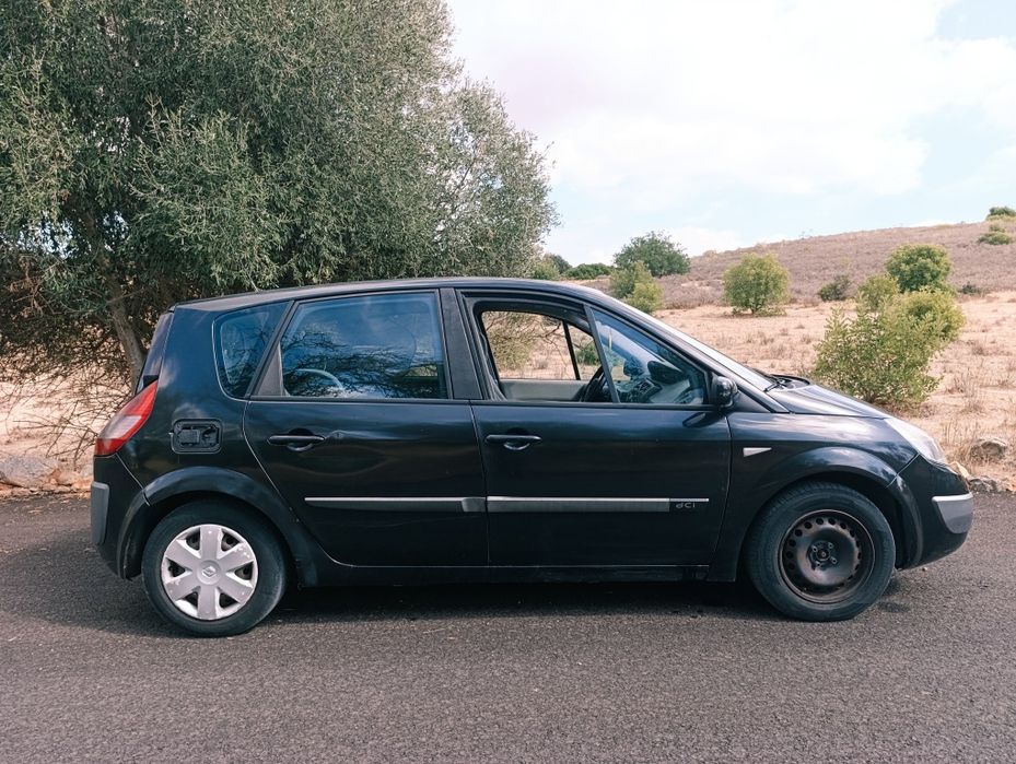 Renault Scénic II 1.5 dCi (2004) - Diesel — photo 3