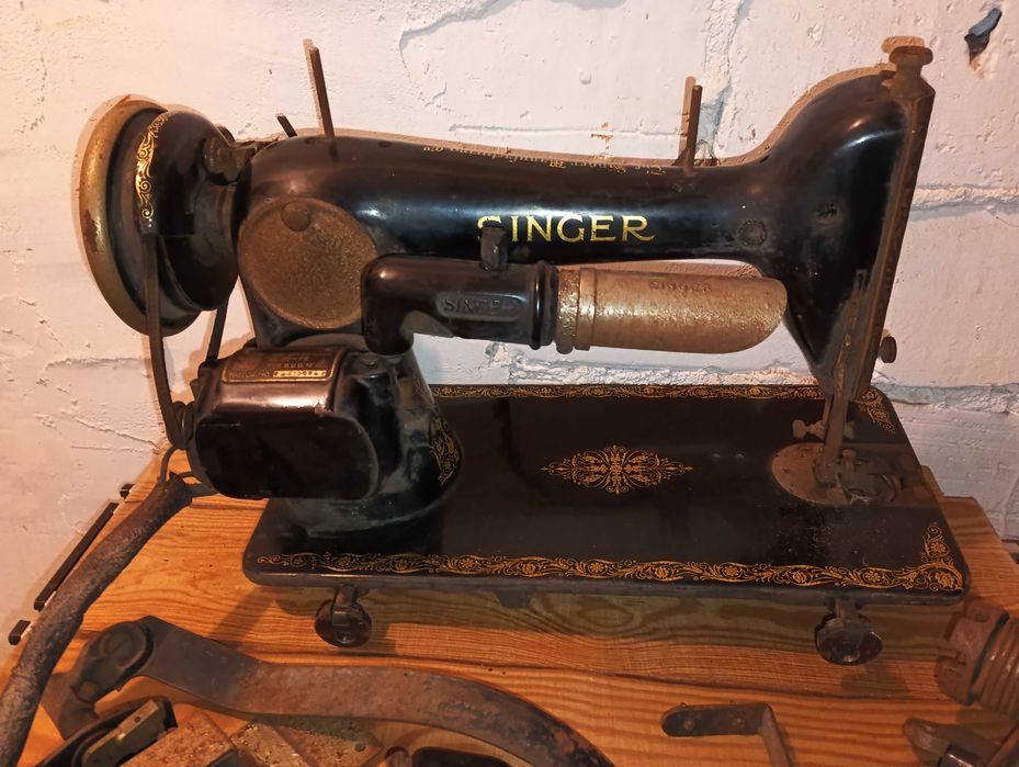 maszyna SINGER + pełen zestaw części napędu elektrycznego