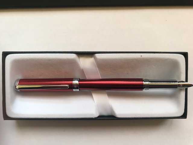 Pióro wieczne Sheaffer Intensity czerwone w prążki