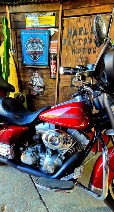Harley-Davidson FLHTC