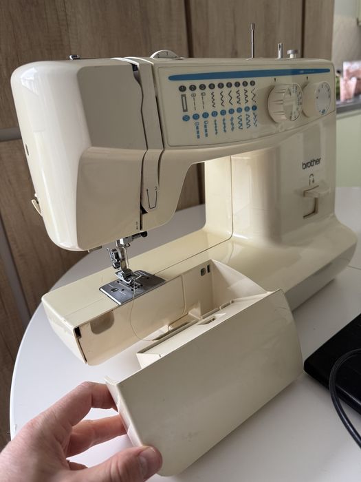 Швейна машинка Brother XL - 5020