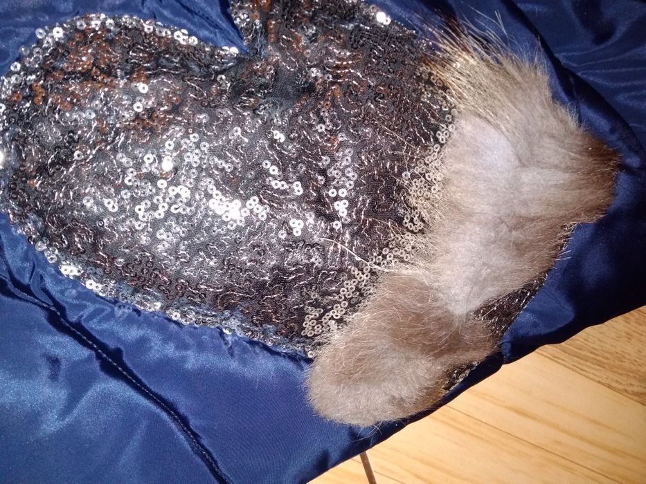 Зимова куртка жіноча