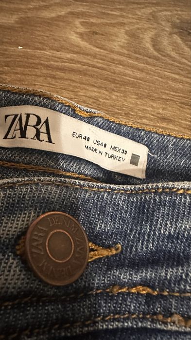 Жіночі джинси Zara