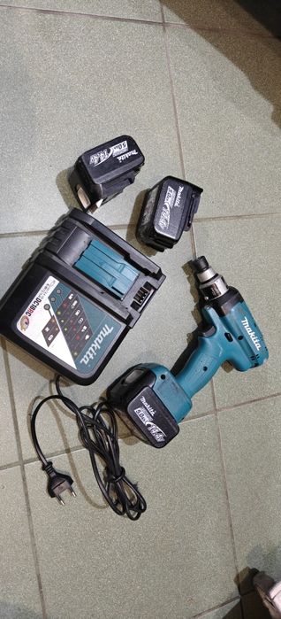 Klucz dynamometryczny Makita DFT127F 14,4 V +3x5,0 Ah +ładowarka.. PAT-KOM