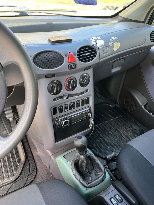 Mercedes-Benz a160