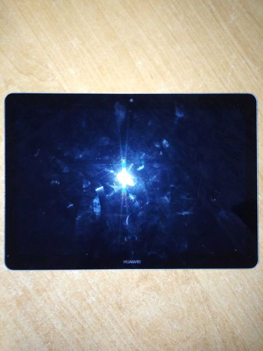 Планшет Huawei Pad