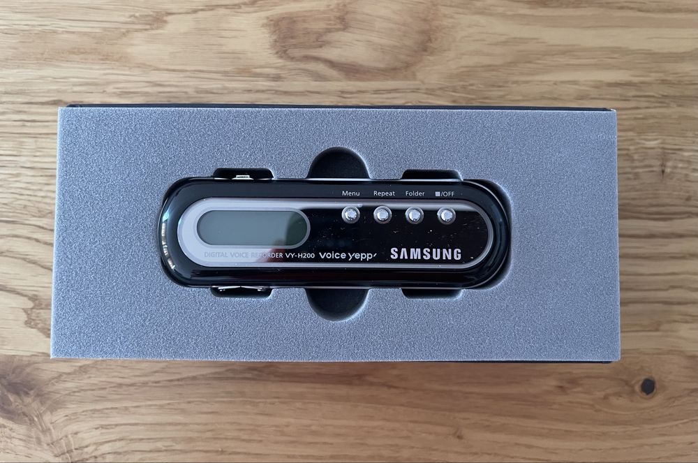 Цыфровой Диктофон Samsung VY- H200