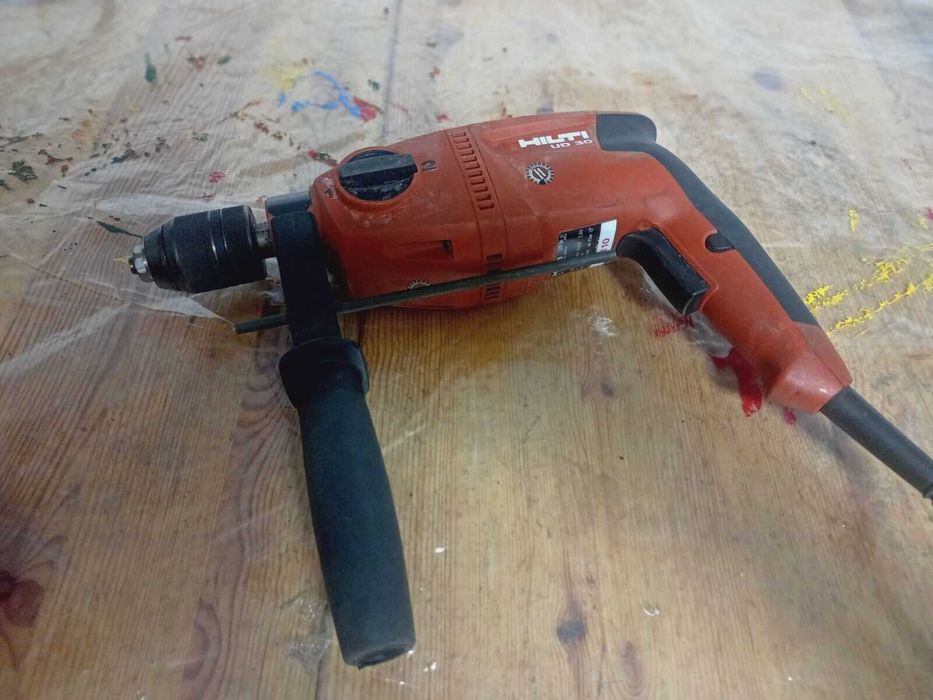 Máquinas elétricas HILTI - Berbequim e serra Circular de madeira