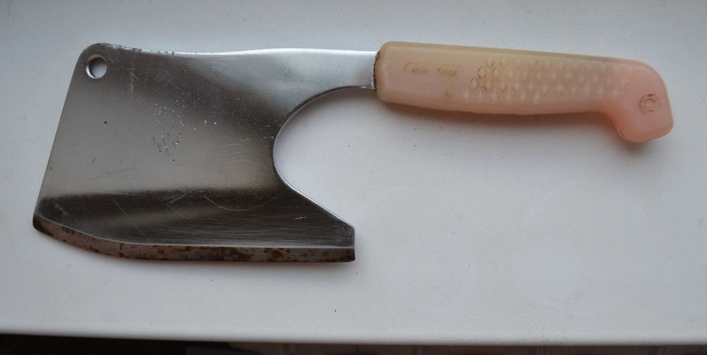 Кухонный топор, тесак, секач. Для рубки мяса. Хромированный. 32х11 см.